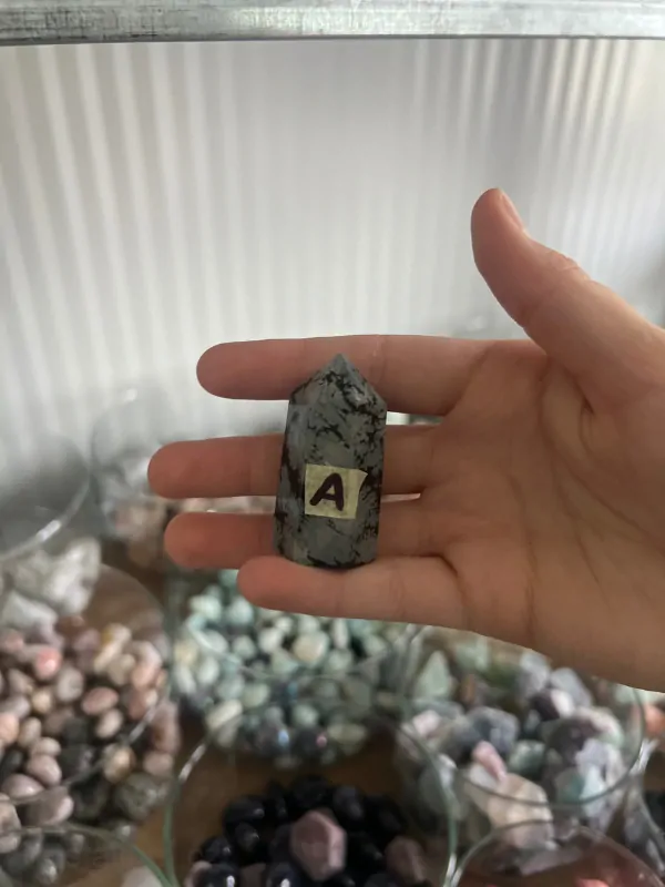 OBSIDIÁN vločkový pbelisk mini