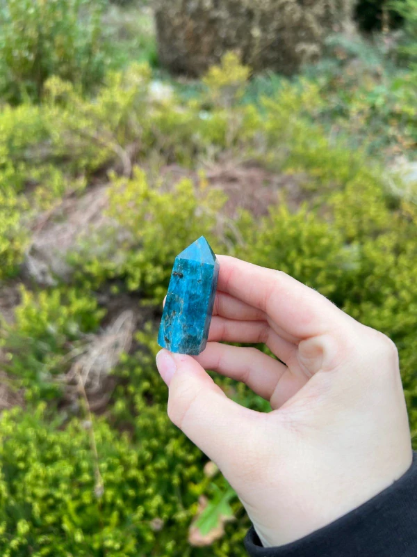 APATIT obelisk MINI konkrétná kus