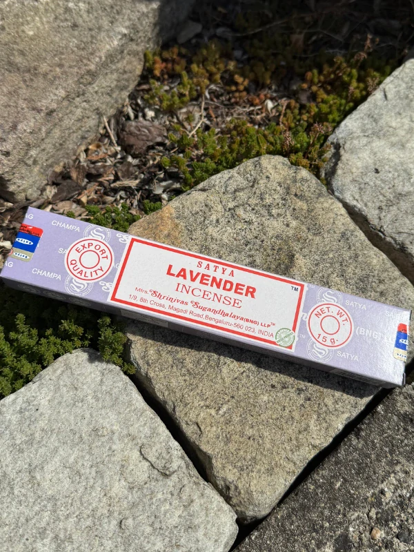 Vonné tyčinky LEVANDER satya