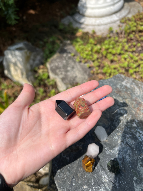 Mystery obelisk mini