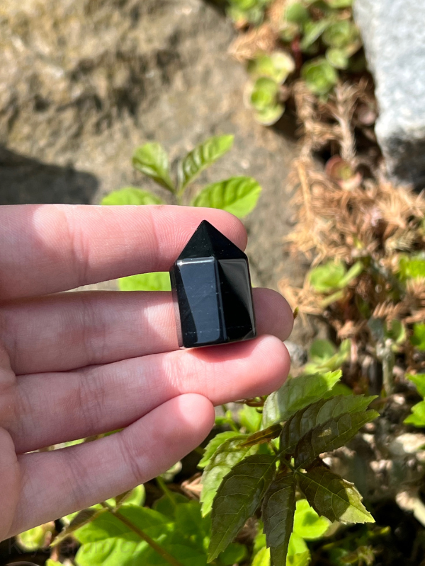OBSIDIÁN obelisk MINI