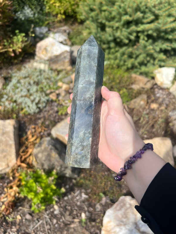 Labradorit obelisk maxi konkrétní kus (19cm)