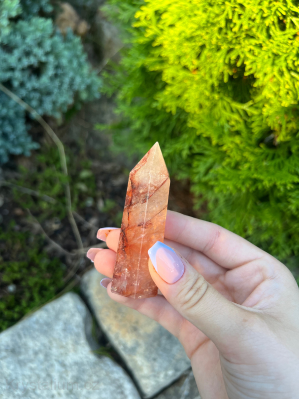 KŘIŠŤÁL s HEMATITEM obelisk mini konkrétní kus